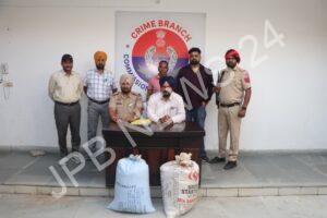 Read more about the article ਕਮਿਸ਼ਨਰੇਟ ਪੁਲਿਸ ਜਲੰਧਰ ਵੱਲੋਂ ਨਸ਼ਿਆਂ ਖ਼ਿਲਾਫ਼ ਜਾਰੀ ਮੁਹਿੰਮ ਅਧੀਨ ਵੱਡੀ ਕਾਰਵਾਈ —15 ਪੇਟੀਆਂ ਨਜਾਇਜ਼ ਸ਼ਰਾਬ, 61 ਕਿਲੋ 500 ਗ੍ਰਾਮ ਡੋਡੇ ਚੂਰਾ ਪੋਸਤ ਅਤੇ 2 ਕਾਰਾਂ ਬਰਾਮਦ
