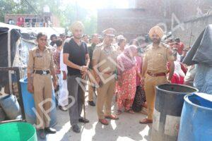 Read more about the article ਨਸ਼ਾ ਤਸਕਰਾਂ ਖ਼ਿਲਾਫ਼ ਸਖ਼ਤ ਕਾਰਵਾਈ: ਇੰਦਰਾ ਕਲੋਨੀ ਜਲੰਧਰ ਵਿਖੇ ‘ਯੁੱਧ ਨਸ਼ਿਆਂ ਵਿਰੁੱਧ’ ਅਧੀਨ ਅਣਅਧਿਕਾਰਤ ਜਾਇਦਾਦ ਢਾਹ ਦਿੱਤੀ ਗਈ