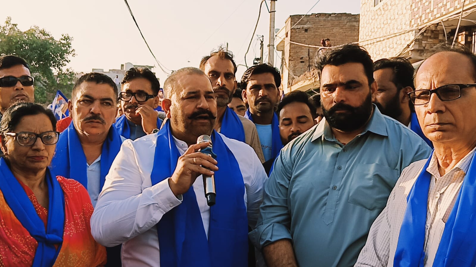 You are currently viewing डॉ. बी.आर. अंबेडकर जयंती के उपलक्ष्य में चेतना मार्च का आयोजन, पूर्व सांसद सुशील रिंकू समेत कई लोग शामिल