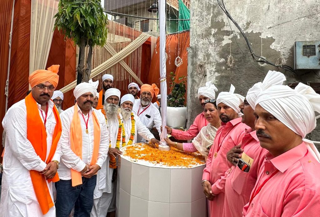 628वें सतगुरु कबीर महाराज जी के प्रकाश पर्व पर आज सतगुरु कबीर मंदिर, भार्गो नगर से निकली भव्य शोभा यात्रा सुशील रिंकू हुए विशेष रूप से शामिल