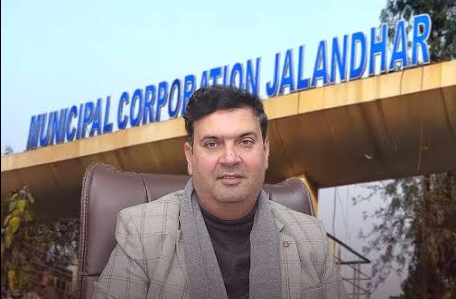Read more about the article दुखद खबर: जालंधर के मेयर वनीत धीर की माता जी का निधन, कुछ समय पहले पिता को भी खो चुके हैं