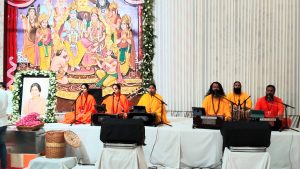 श्रद्धांजलि सभा में आत्मा की अमरता का संदेश, स्वर्गीय श्रीमती आशा धीर को भावभीनी श्रद्धांजलि